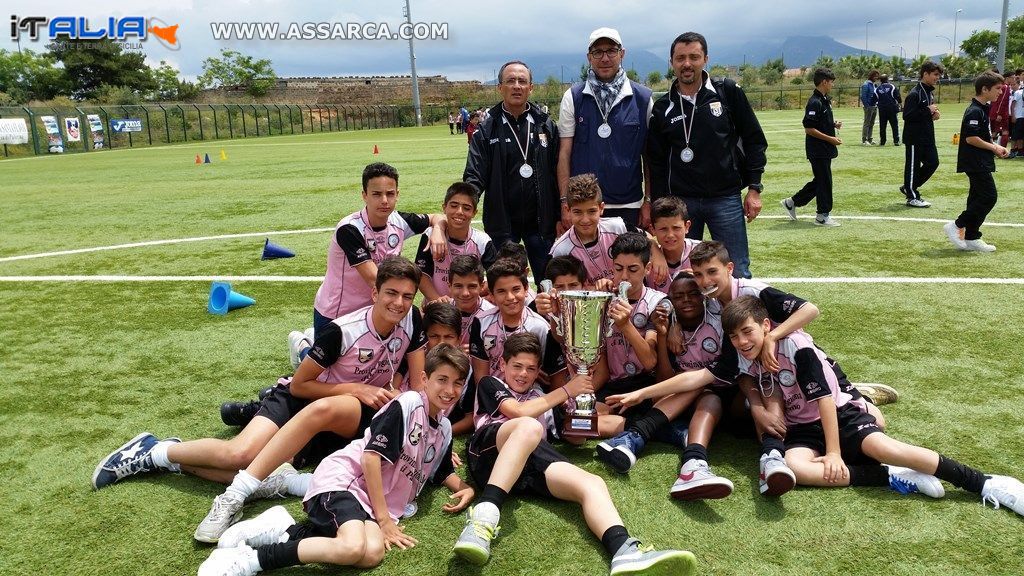 CALCIO GIOVANILE: IL CALCIO SICILIA 2001 SI AGGIUDICA IL 2 TROFEO CITT DI SOLUNTO.