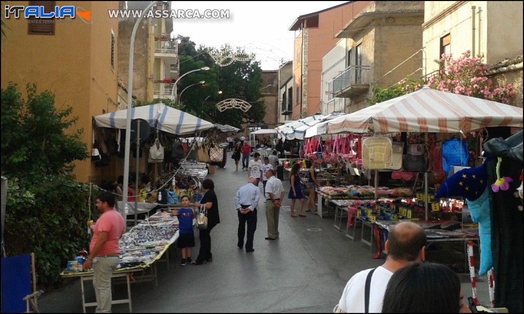 Bancarelle in Piazza