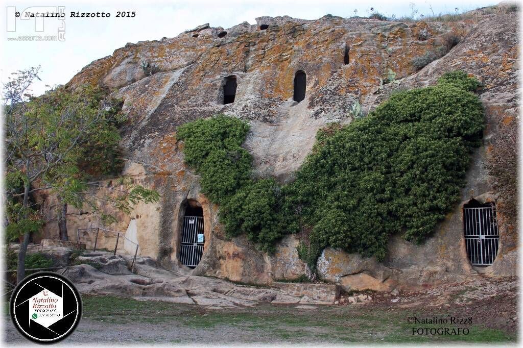 Grotte Gurfa Alia (pa):ESTERNO