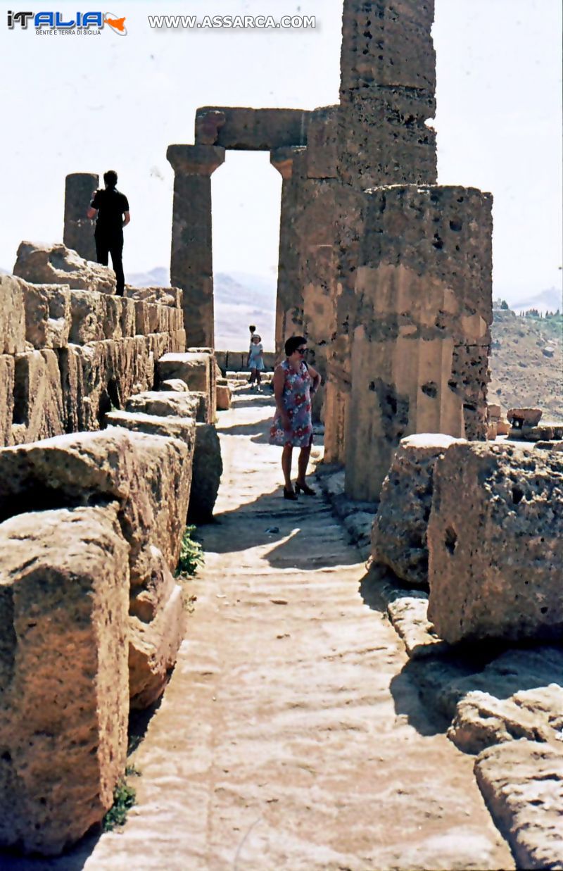 AGRIGENTO 1970. VALLE DEI TEMPLI.