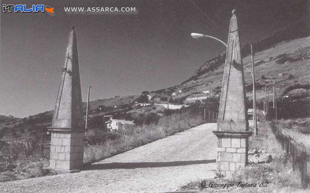 Bisacquino Santuario Maonna del balzo I "Pileri"