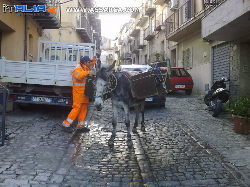 raccolta rifiuti centro storico