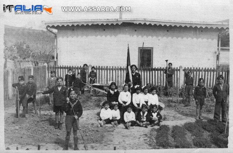 La scuola nelle palazzine basse  delle FS.