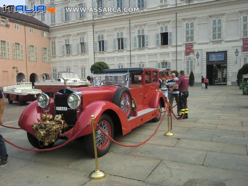 antico mezzo vigili del fuoco