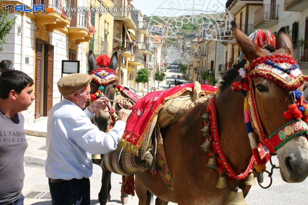 " Furriata di torci " Baucina - S. Crocifisso