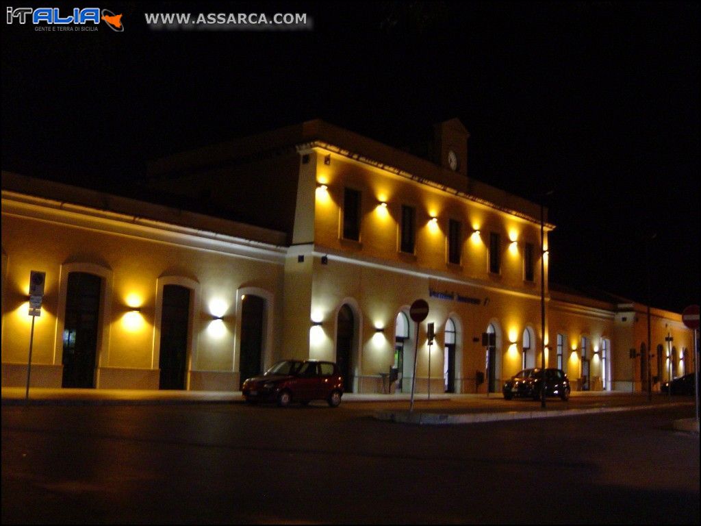 Fabbricato Viaggiatori.  (notturno)