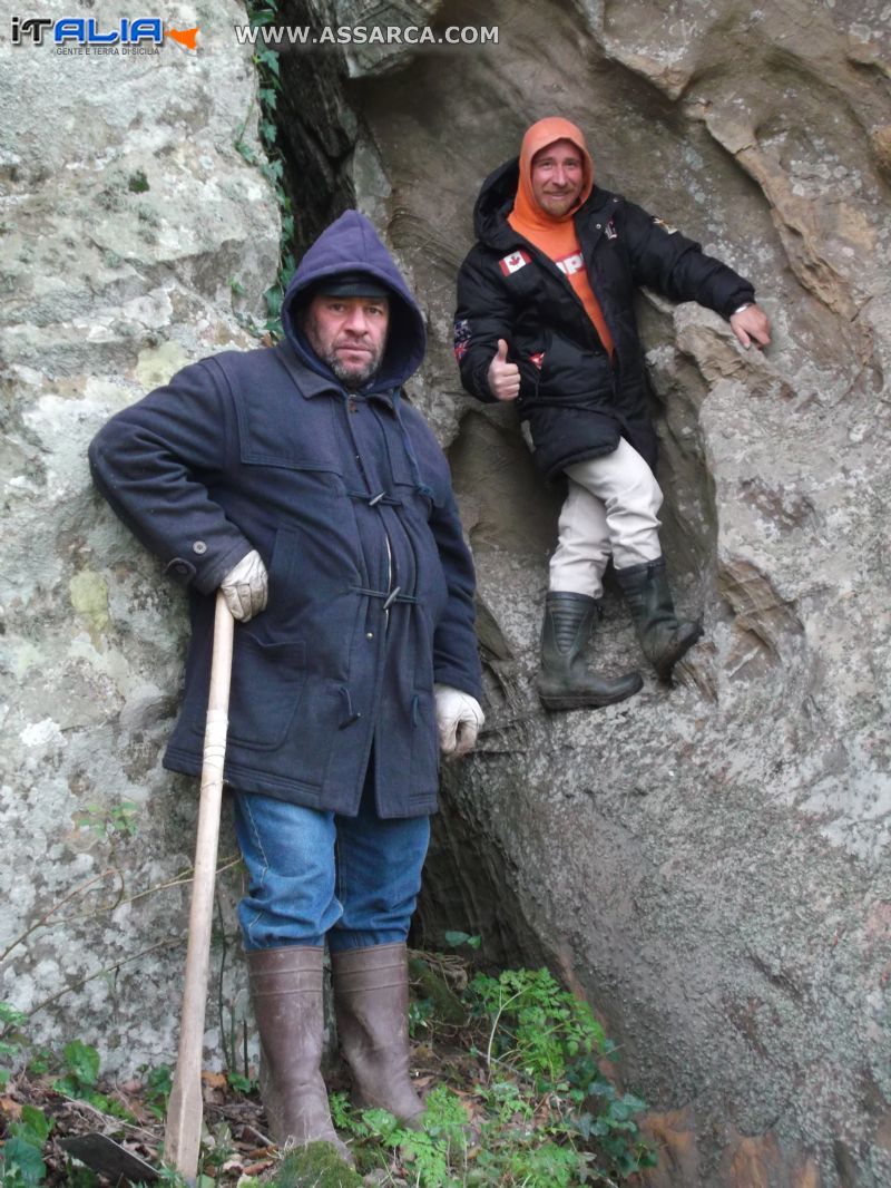 cavità naturalissima fra le rocce...