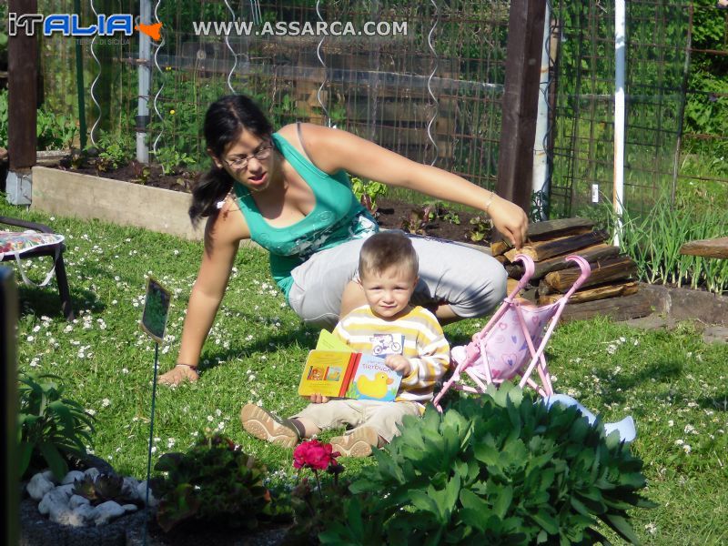 i  miei  nipoti  Francesca  e  Dinal