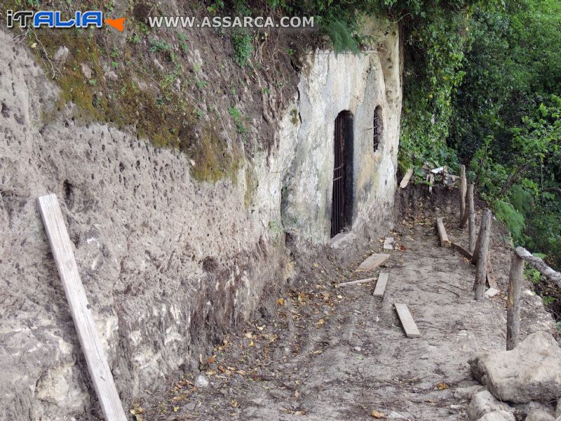 Rometta Cripta-Chiesa di sottocastello*