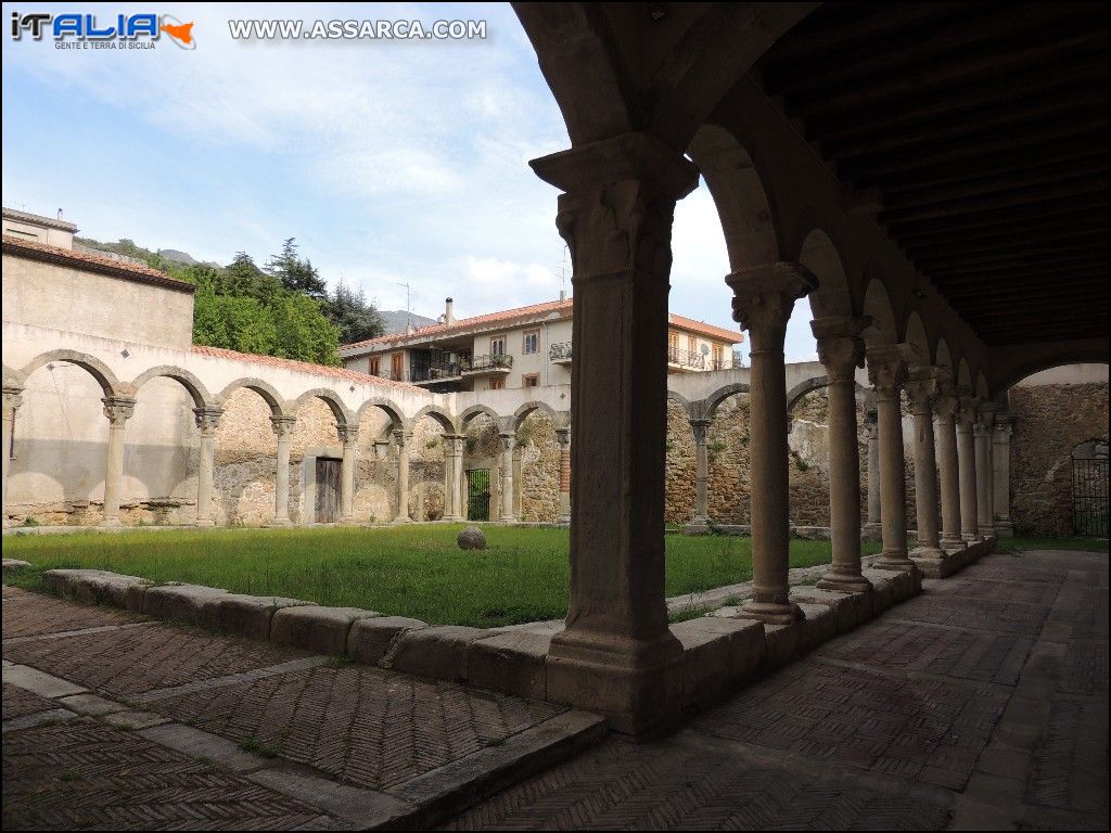 SANT`ANGELO DI BROLO CHIOSTRO DI SAN FRANCESCO D`ASSISI*