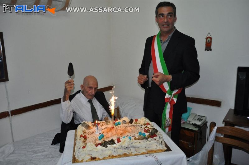 Salvatore Barone compie 100 anni