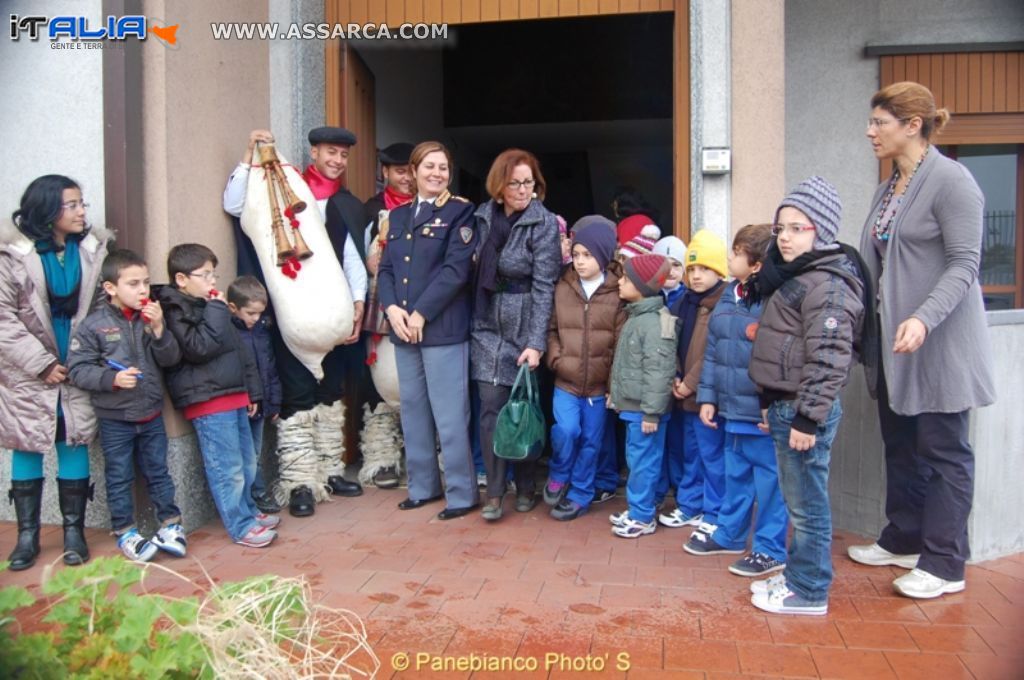 MALVAGNA - Natale 2011 - Ignazio e Ettore Panebianco alla Polizia Stradale di Catania