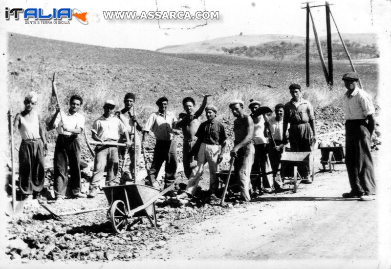 Lavori in contrada lago