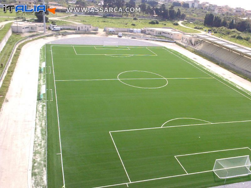 CAPO D`ORLANDO CAMPO DI CALCIO IN ERBA SINTETICA