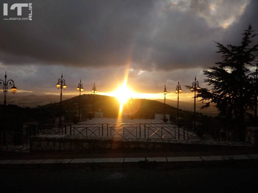 Tramonto al Belvedere .