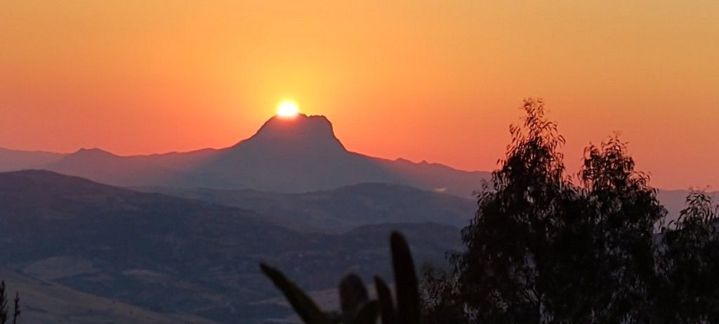 Tramonto su pizzo Busambra