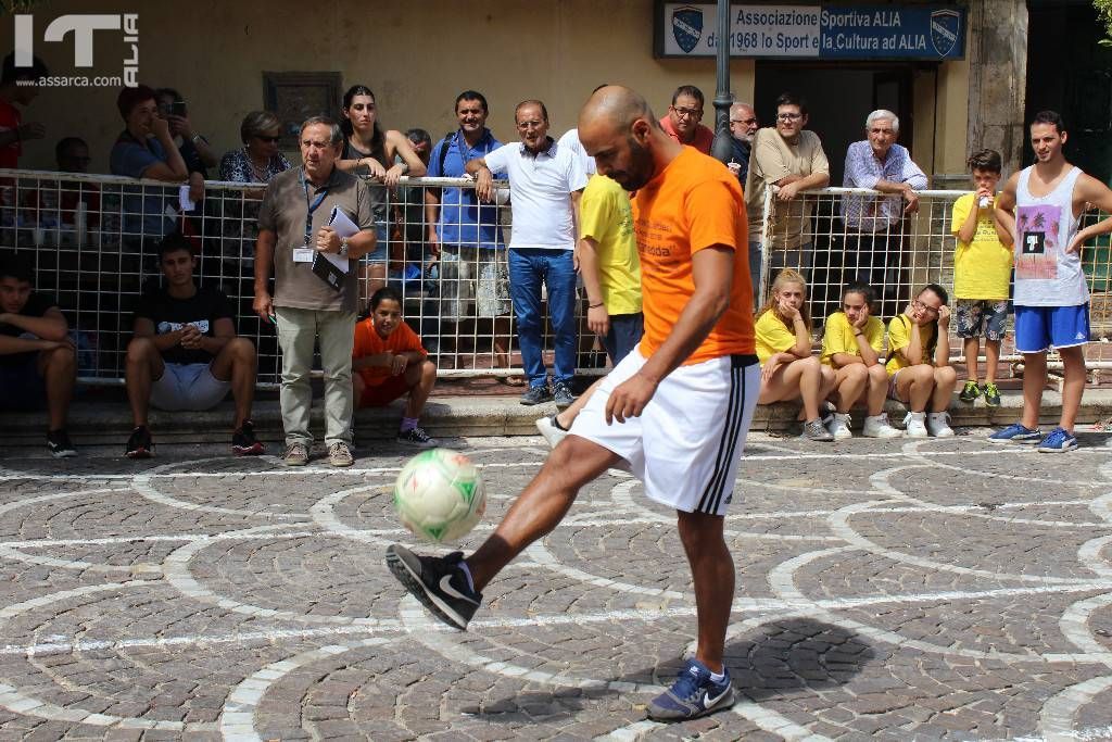 Gara di palleggi dal primo palio dei quartieri 2018