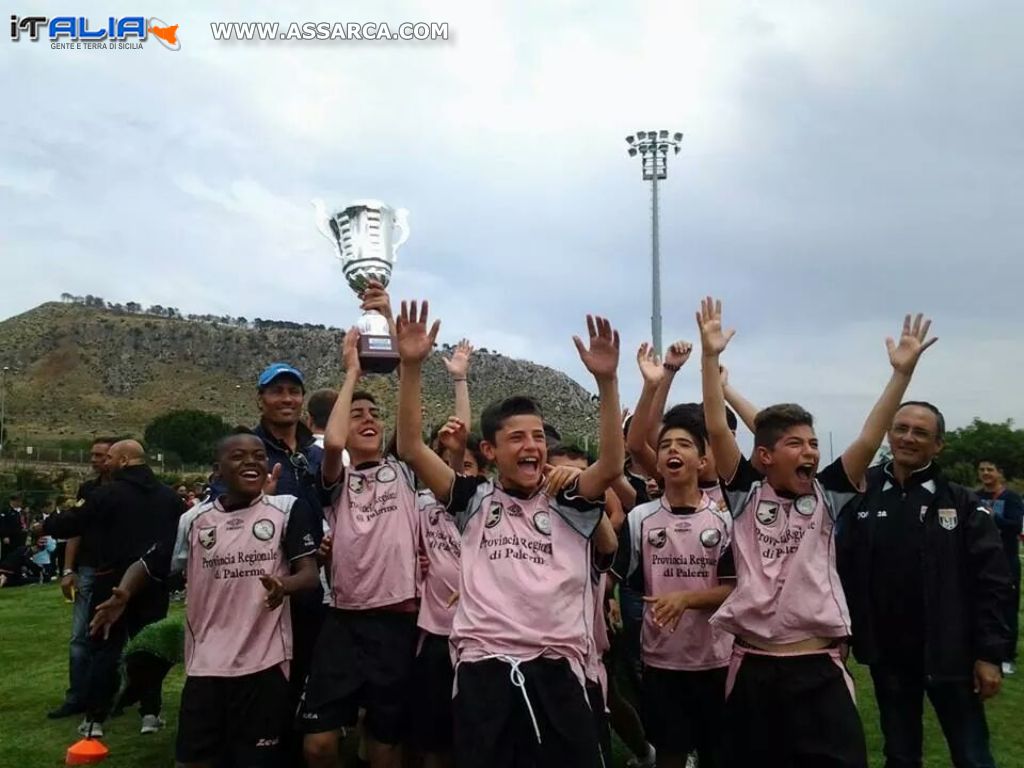 CALCIO GIOVANILE: IL CALCIO SICILIA 2001 SI AGGIUDICA IL 2 TROFEO CITT DI SOLUNTO.