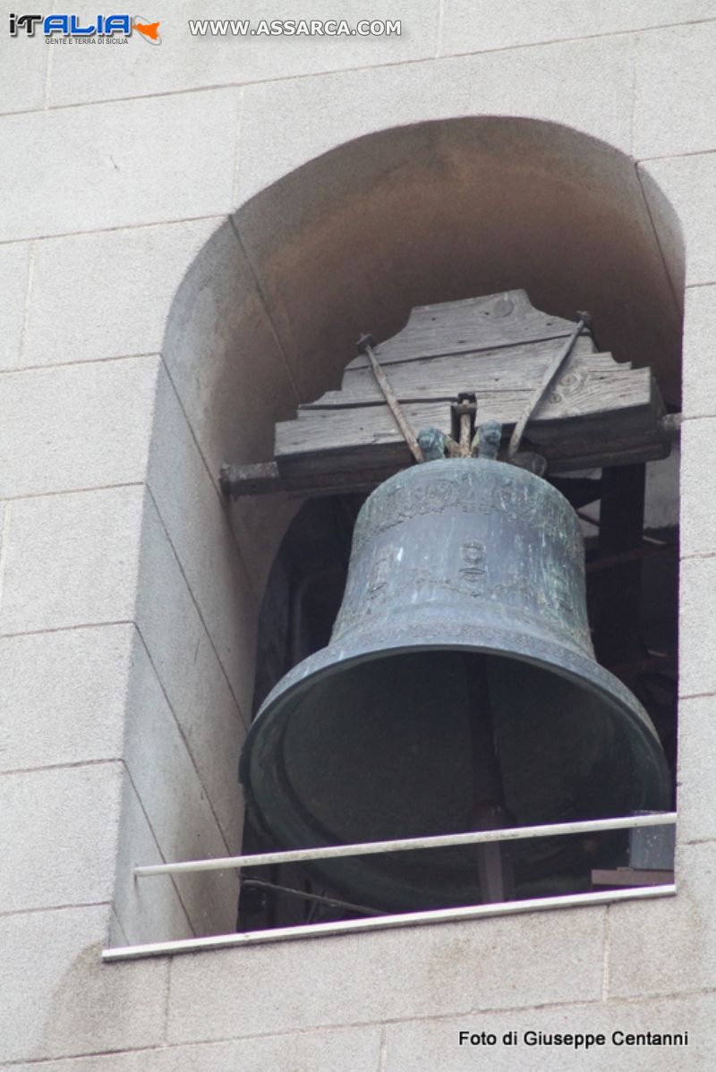 Campana della chiesa della purità