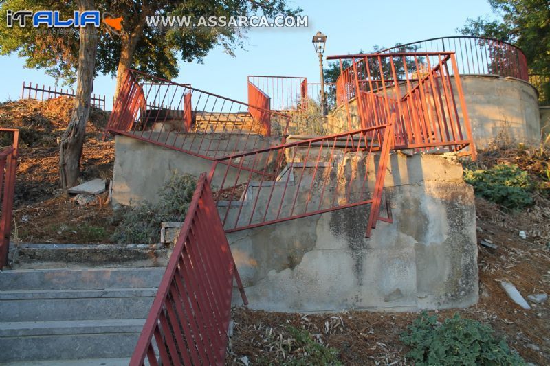 Gradinata adiacente alla chiesa di Santa Rosalia