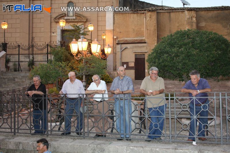 aspettando la processione