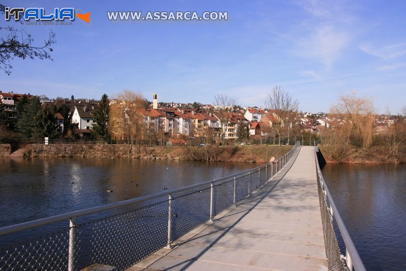 Il fiume Enz a Eutingen Baden