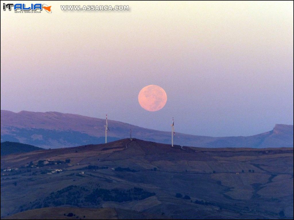 Tramonto della luna  ore 06.46