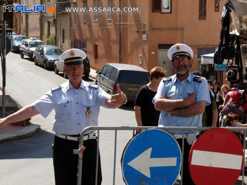 Vigili in servizio per il mercatino settimanale