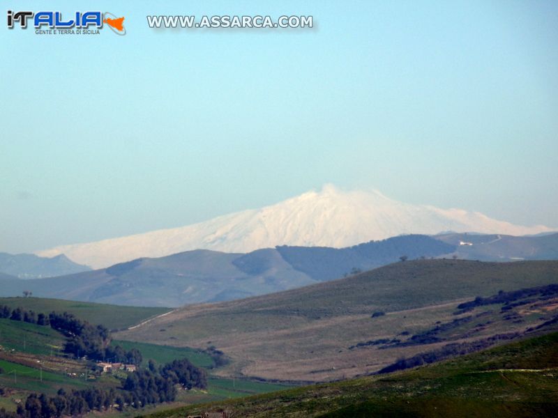 Il Vulcano Etna innevato