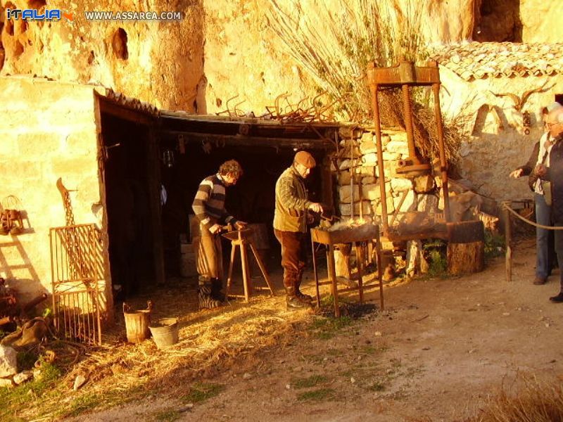 Presepe vivente a Custunaci "Baglio Scurati".Alcuni mestieri.