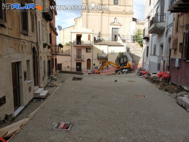 Proseguono i lavori in via Croce di Pietra