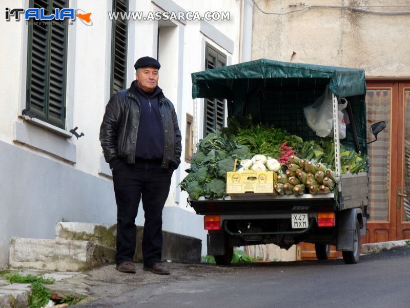 Carlo Bossolo con il suo" lapino "