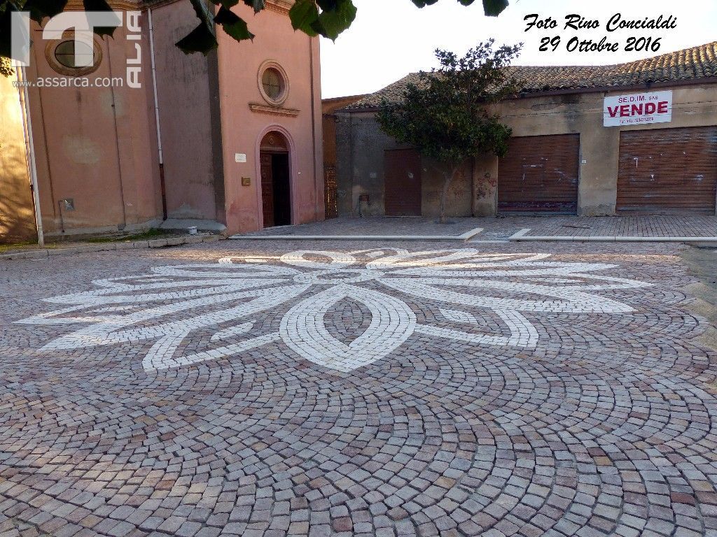 Molto bella Piazza Santa Rosalia