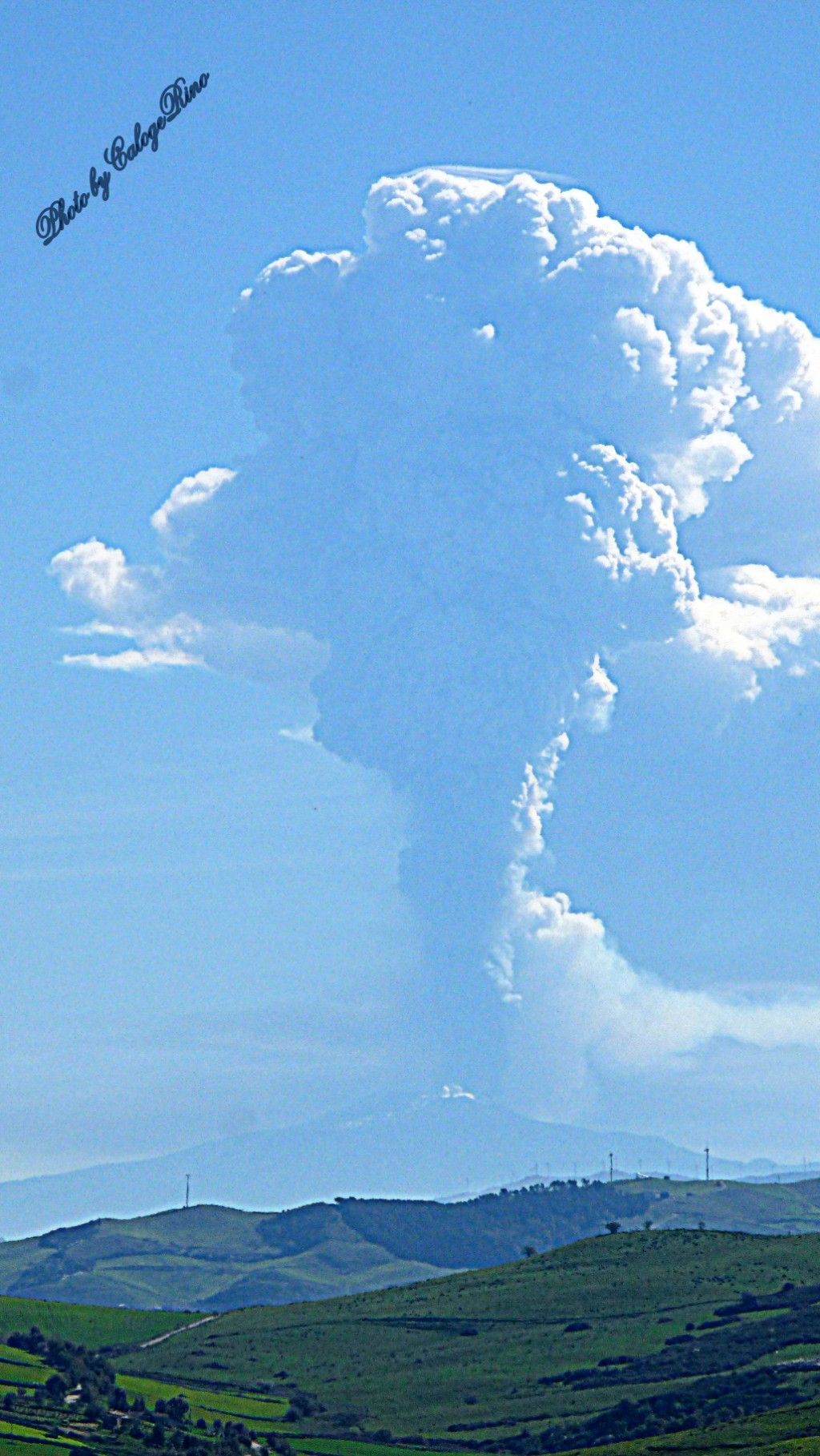 L`Etna ieri 12 Marzo 2021