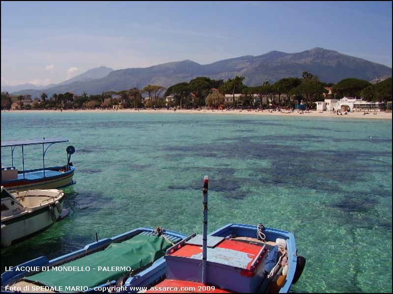 Le acque di Mondello - Palermo.