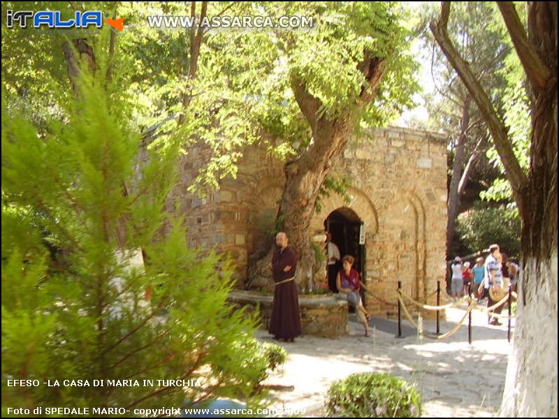 Efeso -La casa di Maria in Turchia.