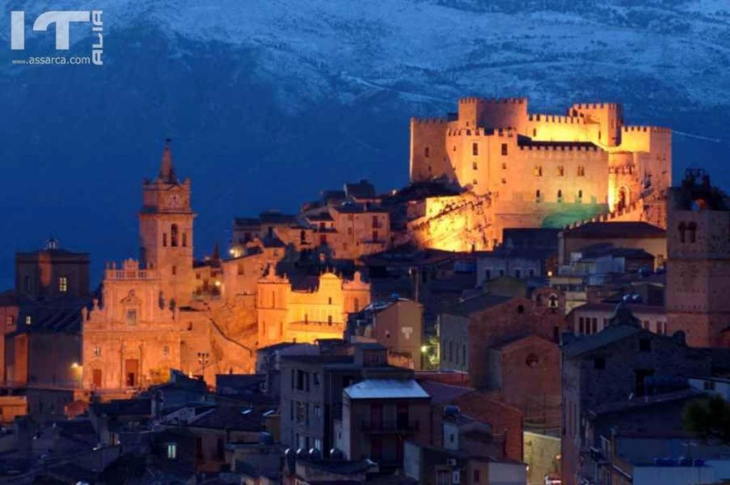 Caccamo di notte