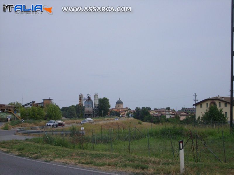 Foto di Brescello R.E  Paese  del famoso film - Don Camillo e Peppone