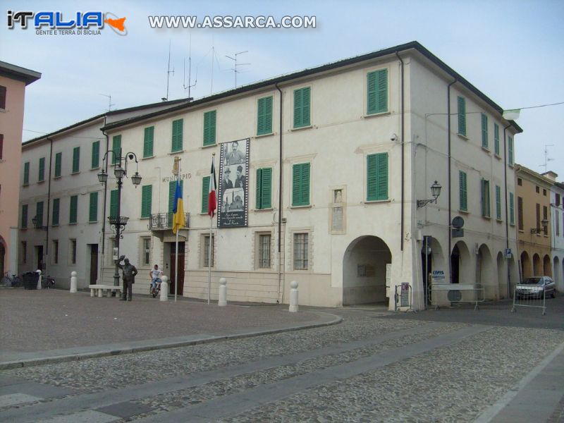 Foto di Brescello R.E  Paese  del famoso film - Don Camillo e Peppone