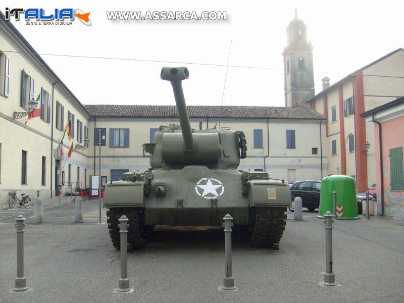 Foto di Brescello R.E  Paese  del famoso film - Don Camillo e Peppone