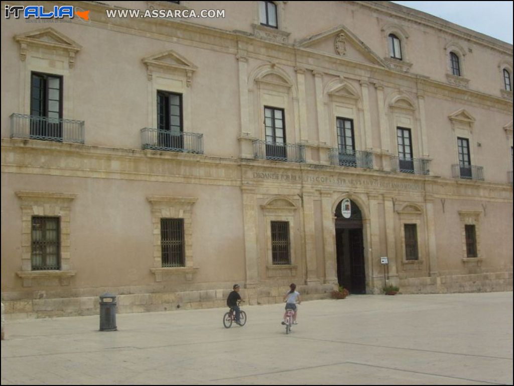 PIAZZA DI ORTIGIA (SR)