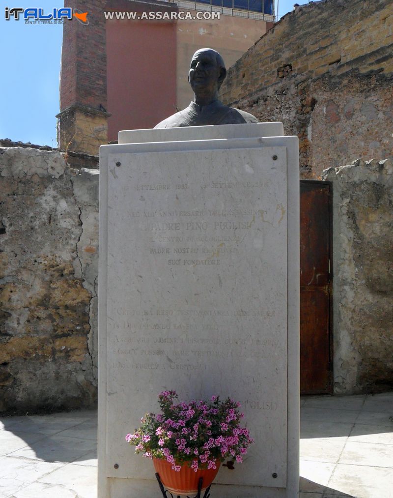 Statua Padre Pino Puglisi