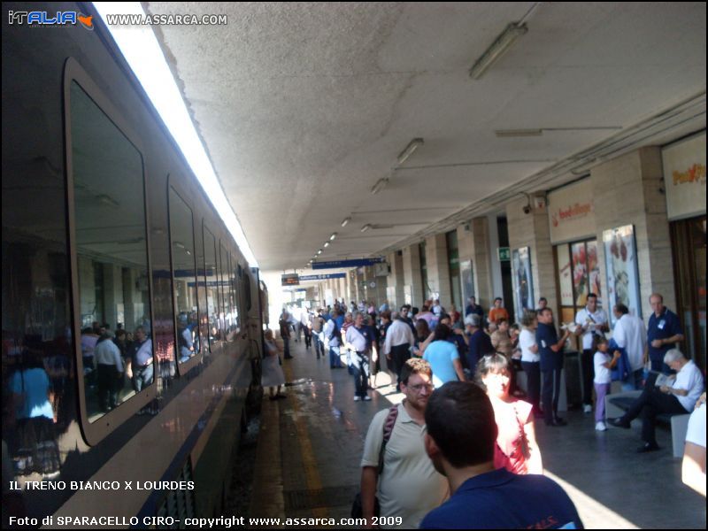 IL TRENO BIANCO X LOURDES