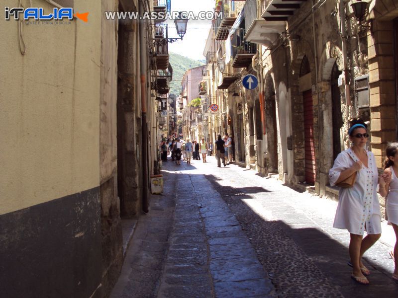 Una strada di Cefalu` V.Porto Salvo