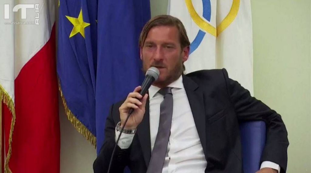 Francesco Totti, addio alla Roma: in diretta la conferenza stampa - fonte: R - La Repubblica