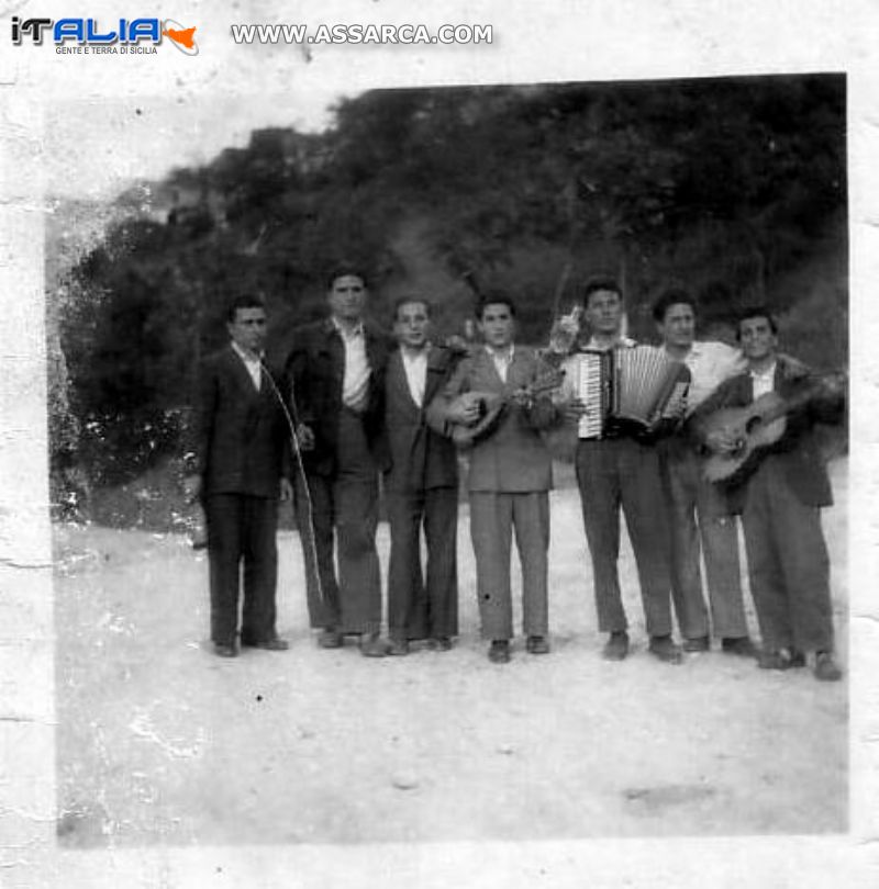 Chitarra , mandolino  e fasarmonica- anni 50