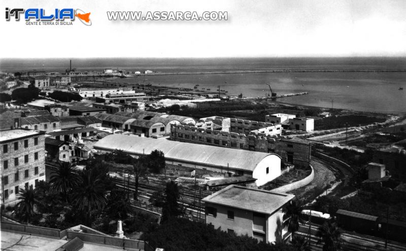 La stazione ed il porto