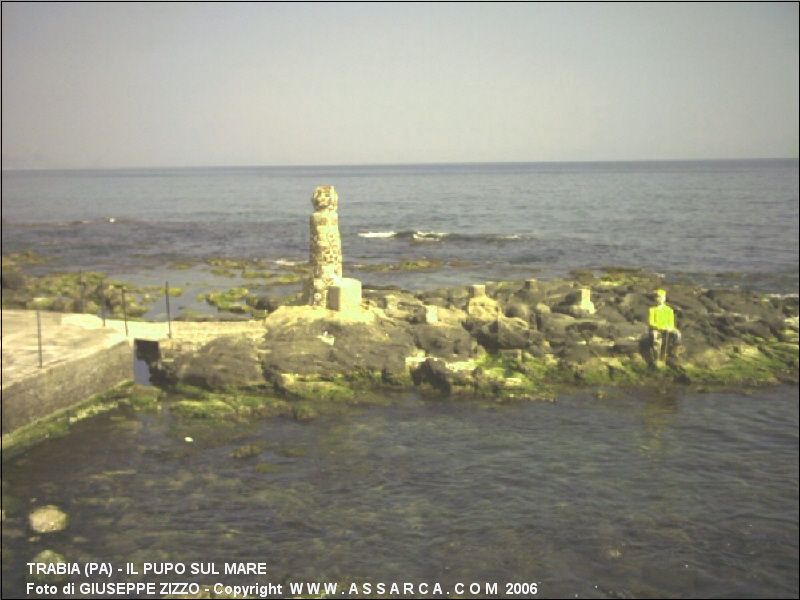 IL PUPO SUL MARE