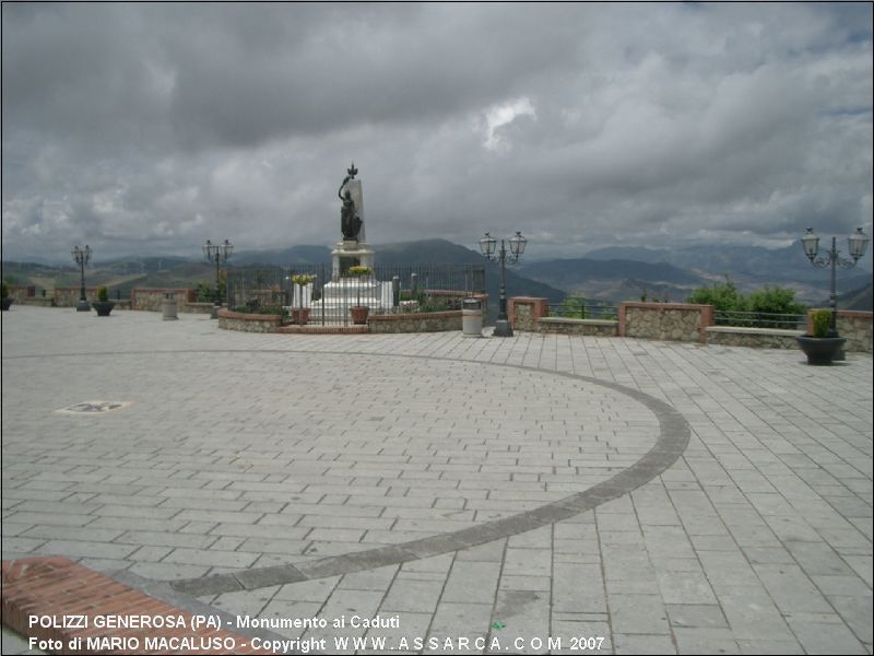 Monumento ai Caduti