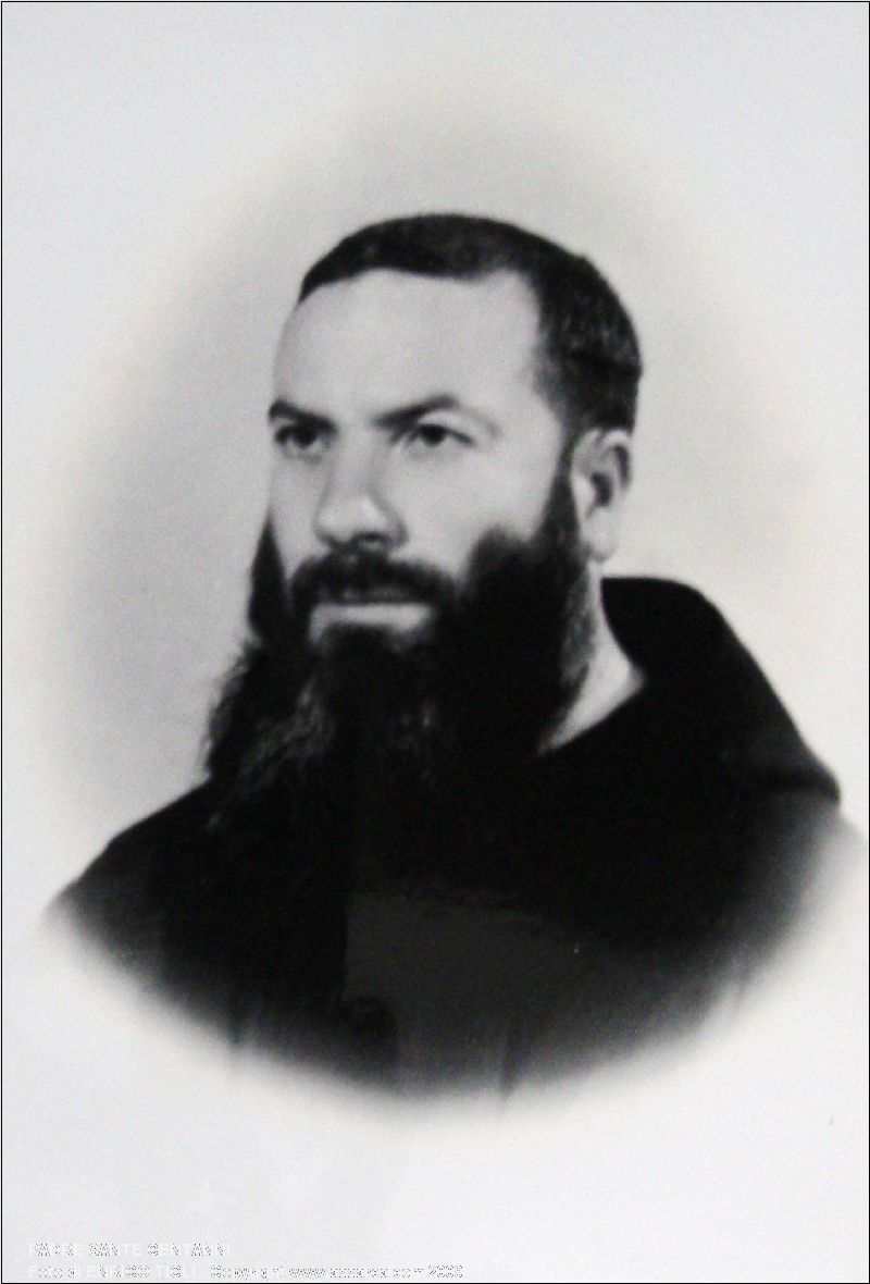 Padre Sante Centanni